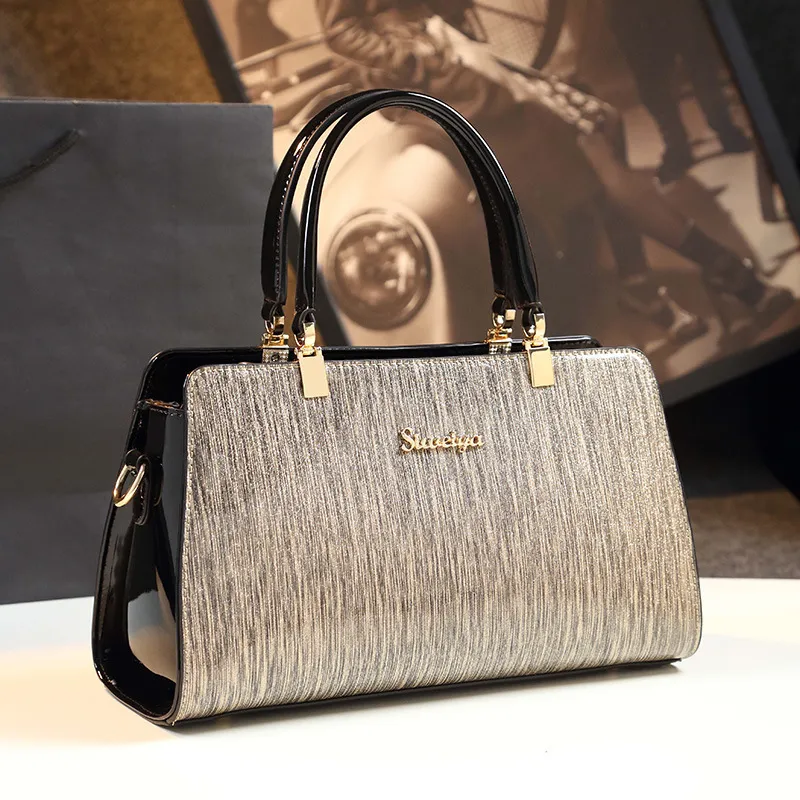 Trendy Mother Atmosphere Middle-aged Messenger Handbag Simple One-shoulder Leather Handbags - Gold