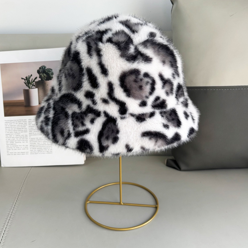 Winter And Autumn Melamine Color Leopard Print Plush Round-brimmed Fishing Hat, Soft And Fluffy Wide Brimmed, Warm And Protective Against The Cold