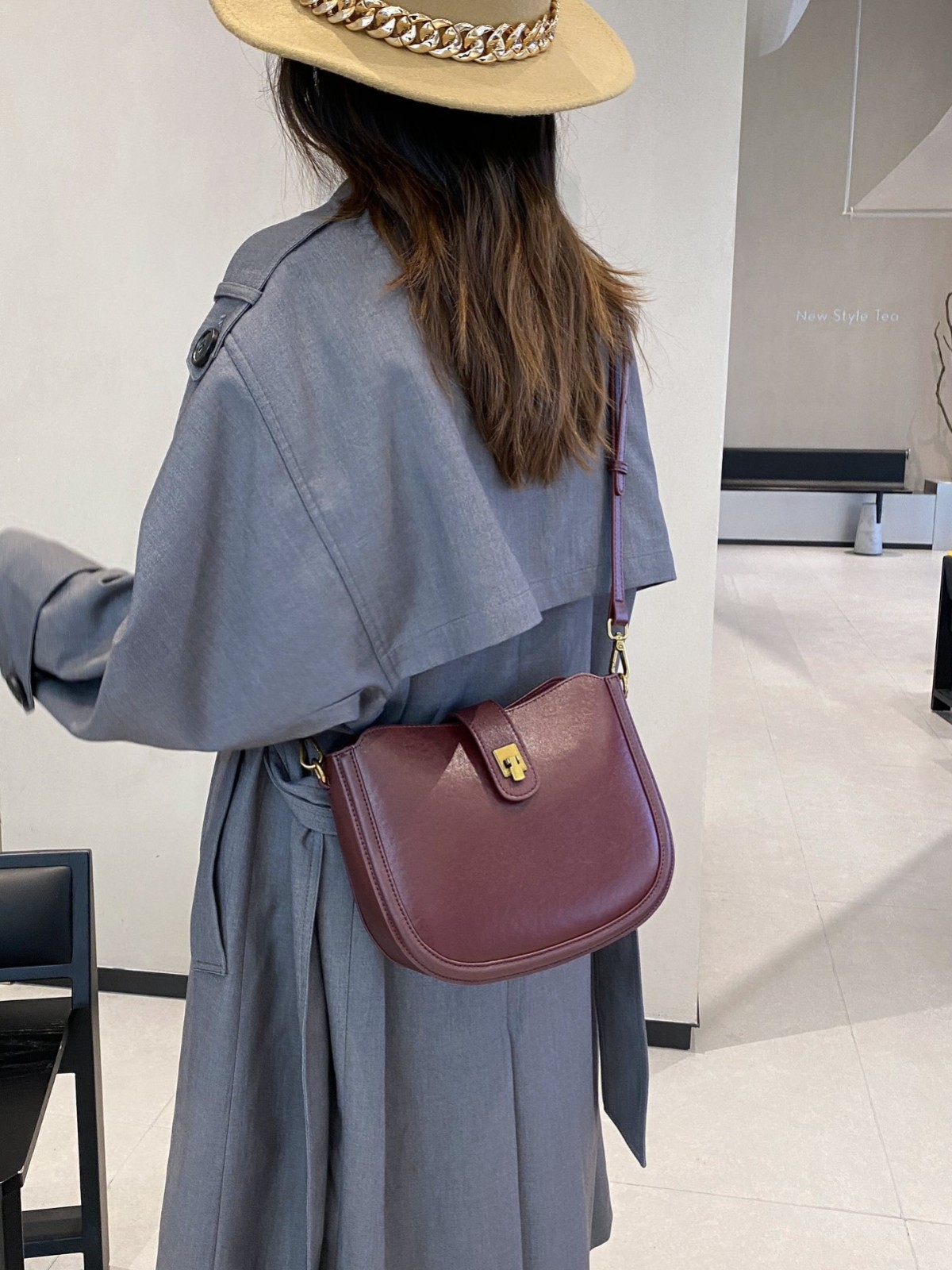 Sac de selle de luxe léger et minimaliste, sac à main en cuir véritable