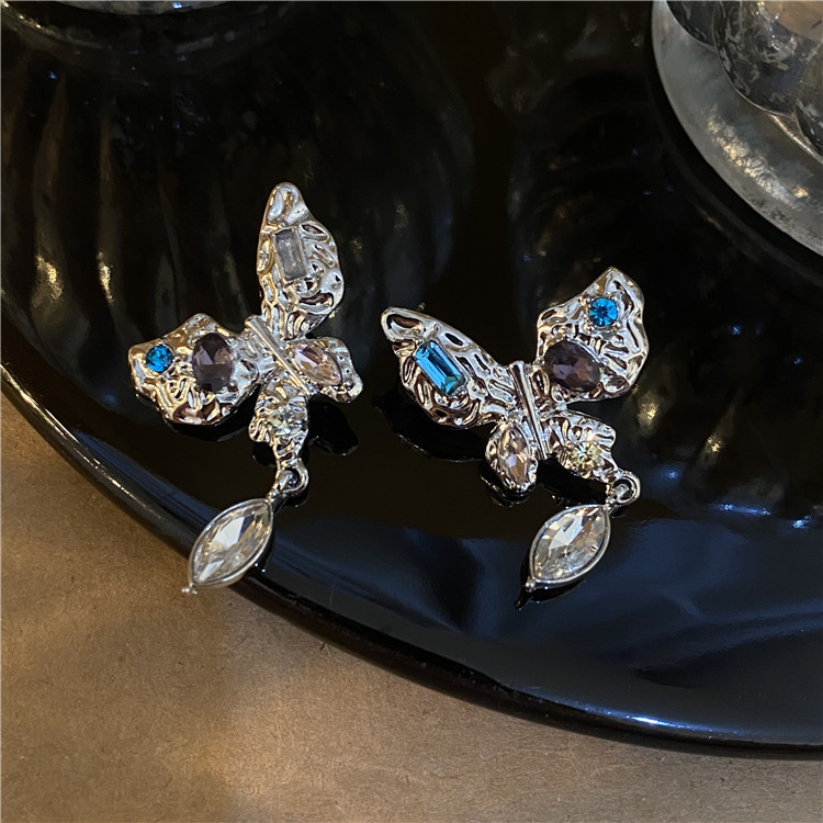 Hot Girl Trainee, Colorful Rhinestones Smart