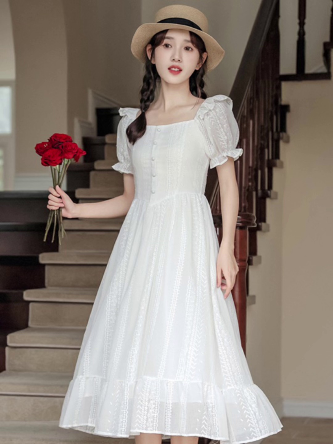 Waist-Skimming Races Dress