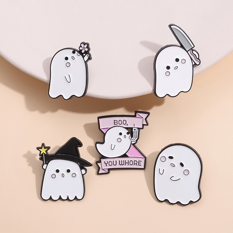 Title 3, Halloween Cute Little Ghost Modeling Golden M B...