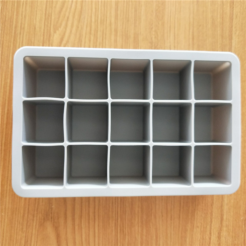 Title 5, Silicone Ice Box Fifteen Square Silicone Ice Tray