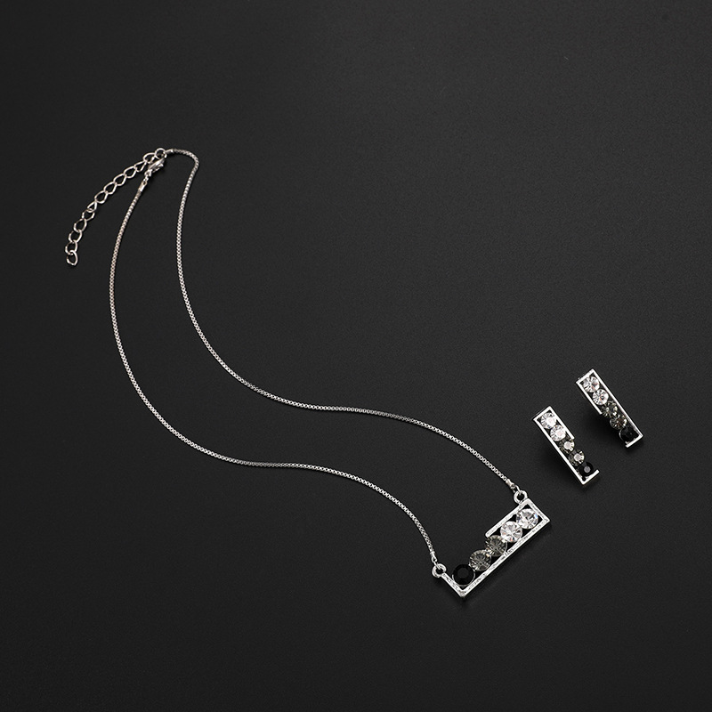 Jewelry Personality Simple And Straight Bar Pendant Alloy