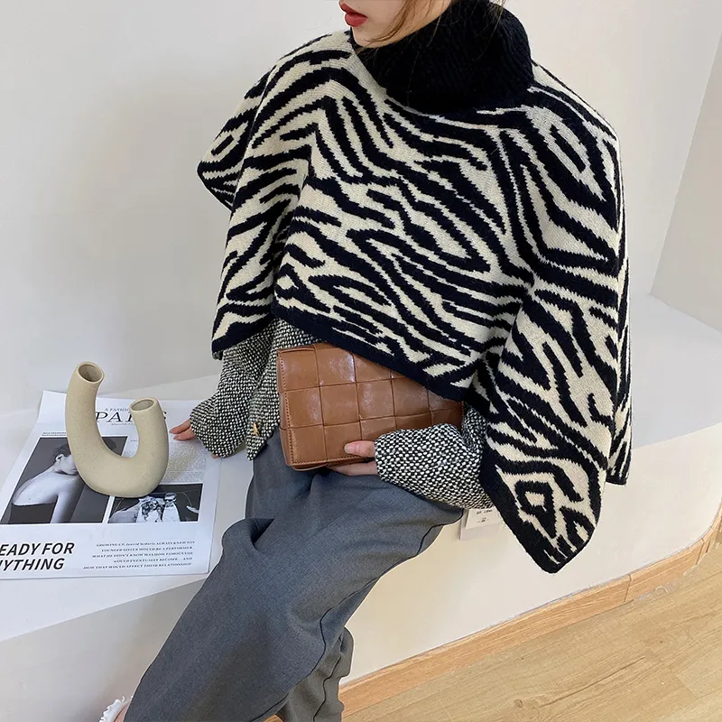 Women's Irregular Thick Pullover Knitted Shawl Scarf - Zebra Pattern Black