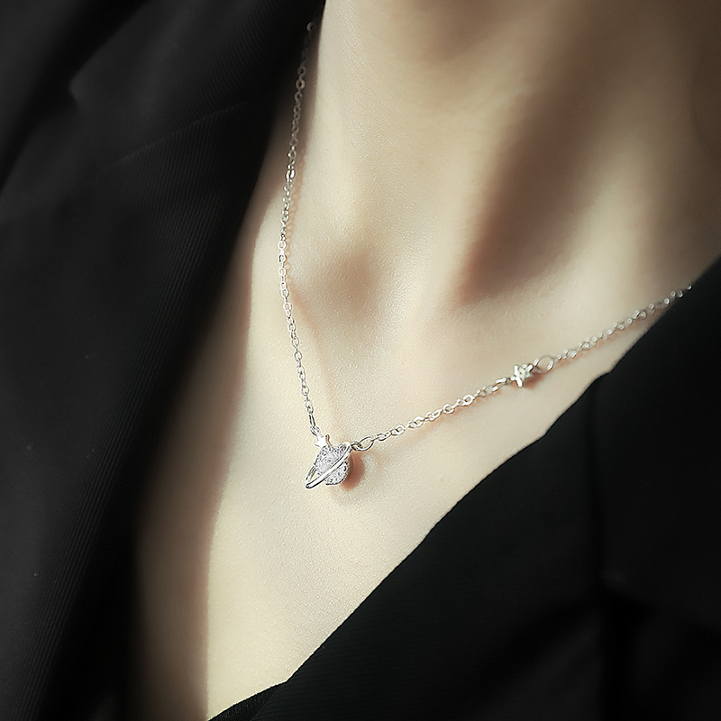 New Women's Fashion Planet Sweater Chain