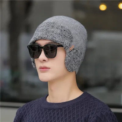 Plush Wool Two-color Ear Protection Thick Knitted Hat