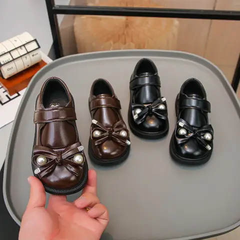 Girls' Leather Shoes