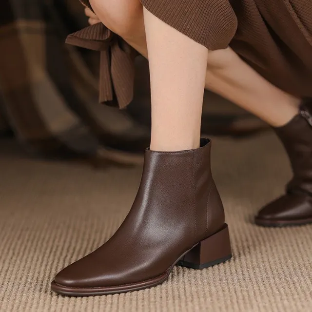 Autumn And Winter New Show Feet Small Martin Boots Female Brown - Shop at LoveMi
