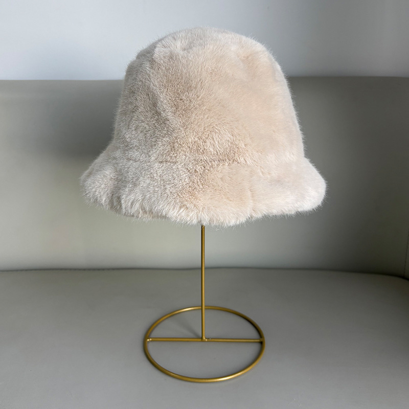 Pure Color Short-haired Plush Fishing Hat For Autumn And Winter, Korean Style, Versatile For Outdoor Activities, Warm And Protective For The Ears