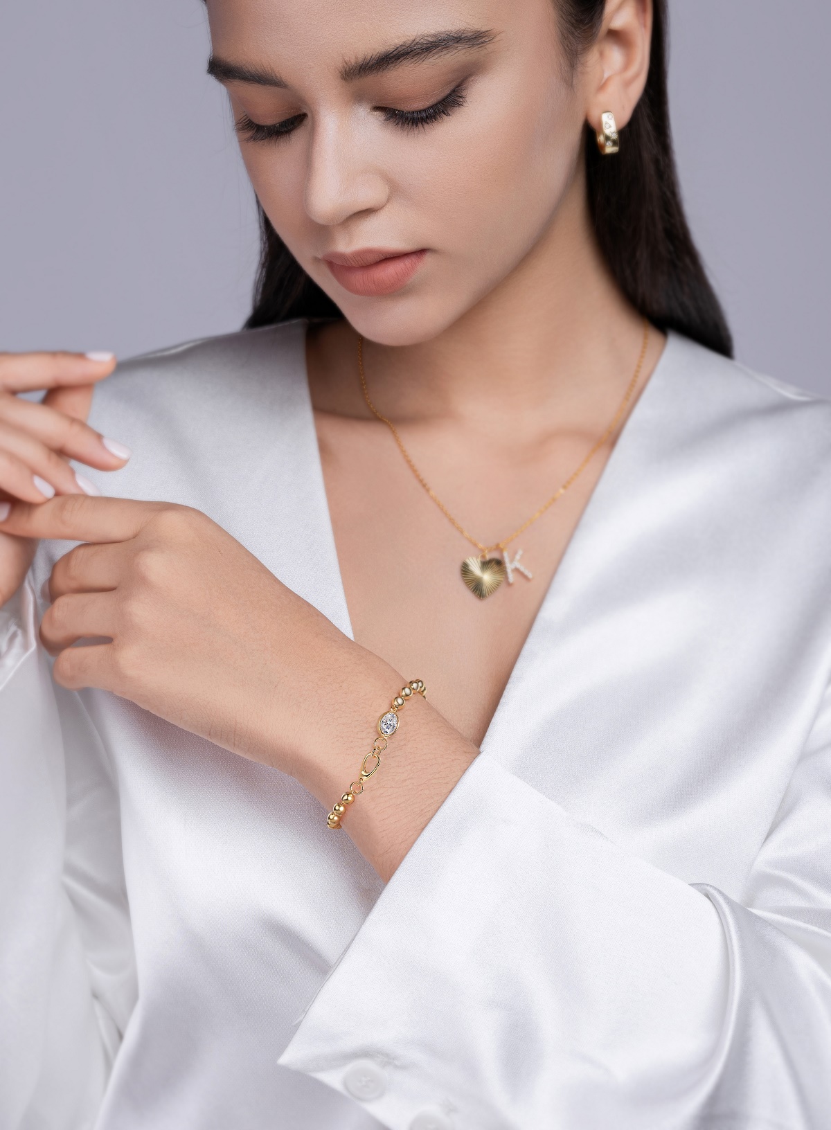 Set With Top-quality Moissanite, This Luxurious And Fashionable Light Luxury Trend Jewelry Silver Bracelet Is S925 Silver-plated With Gold