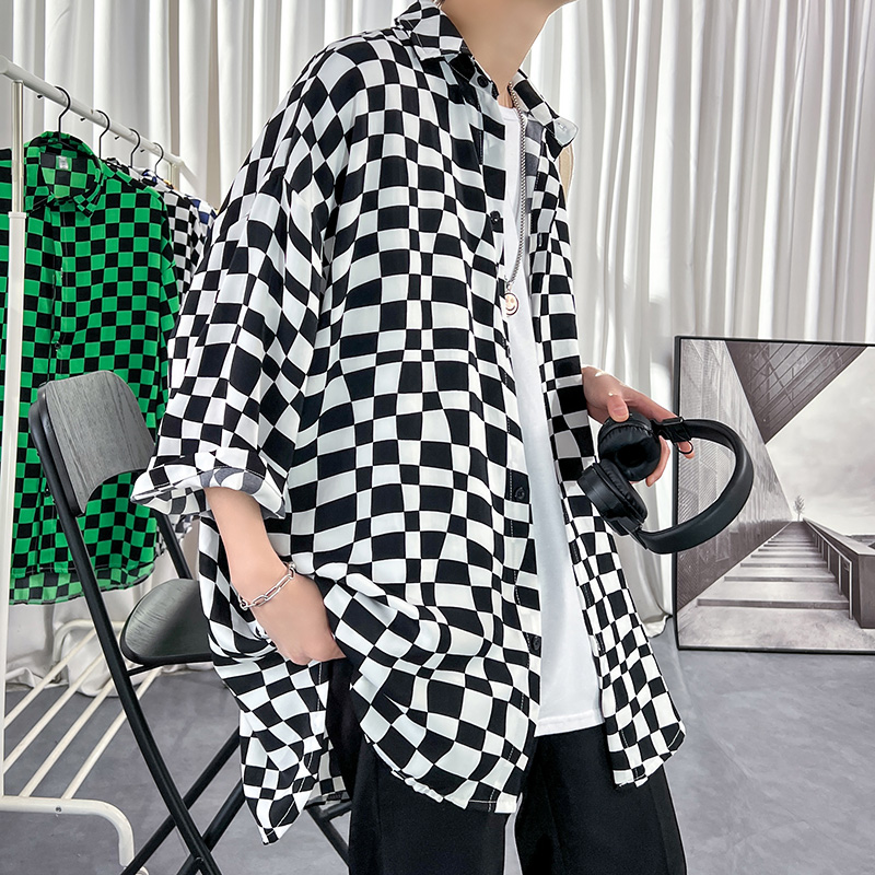 Men's Ice Silk Jacket With Checkerboard Three Quarter Sleeve Shirt