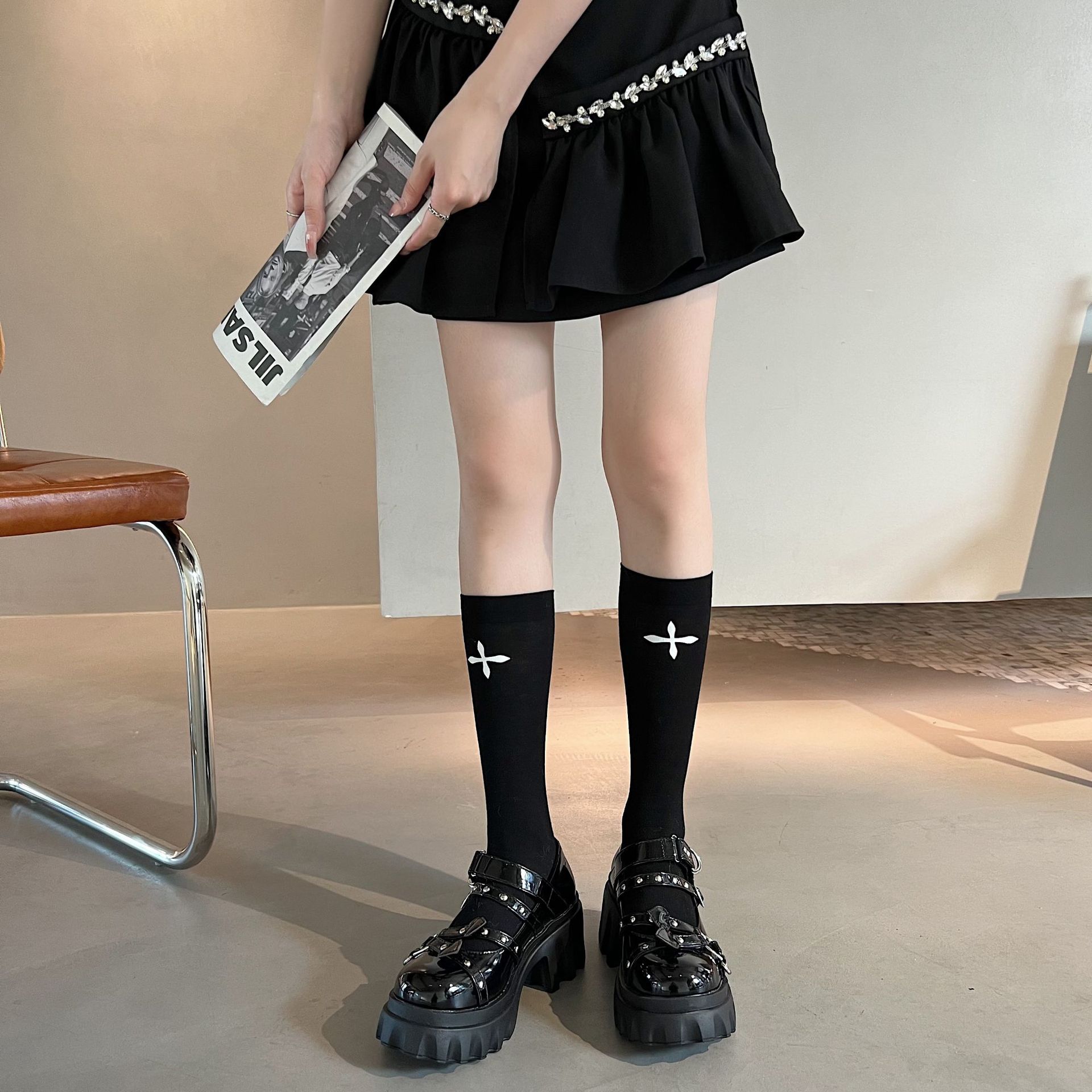 Women's Fashion Retro Thick Bottom Heightening Single Shoes
