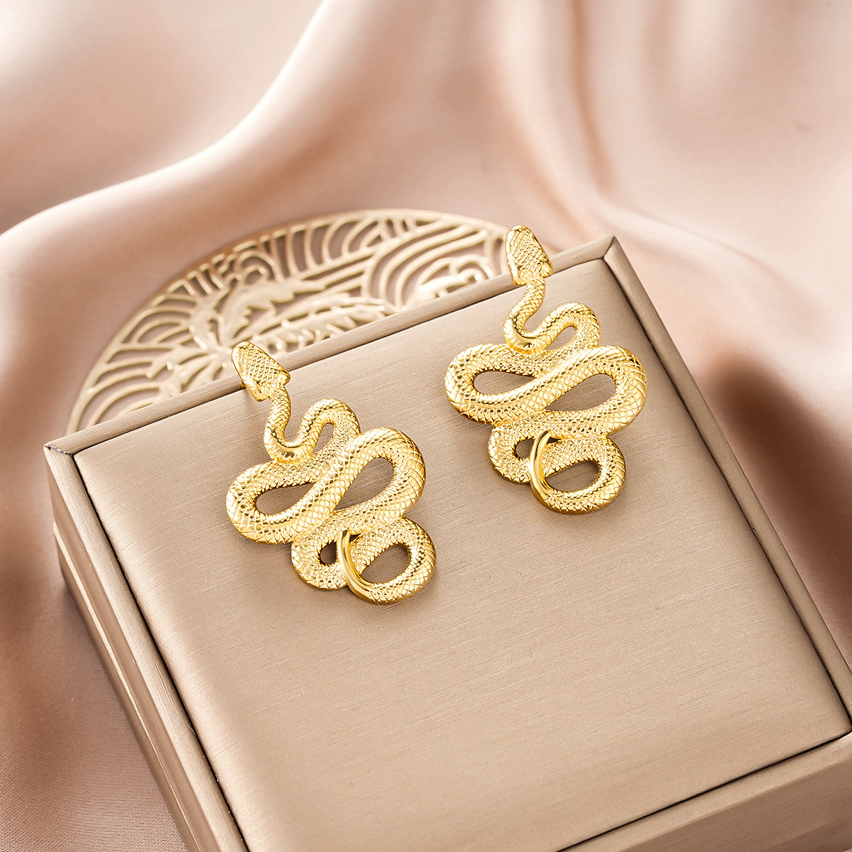 Style 19-1 Pair preview