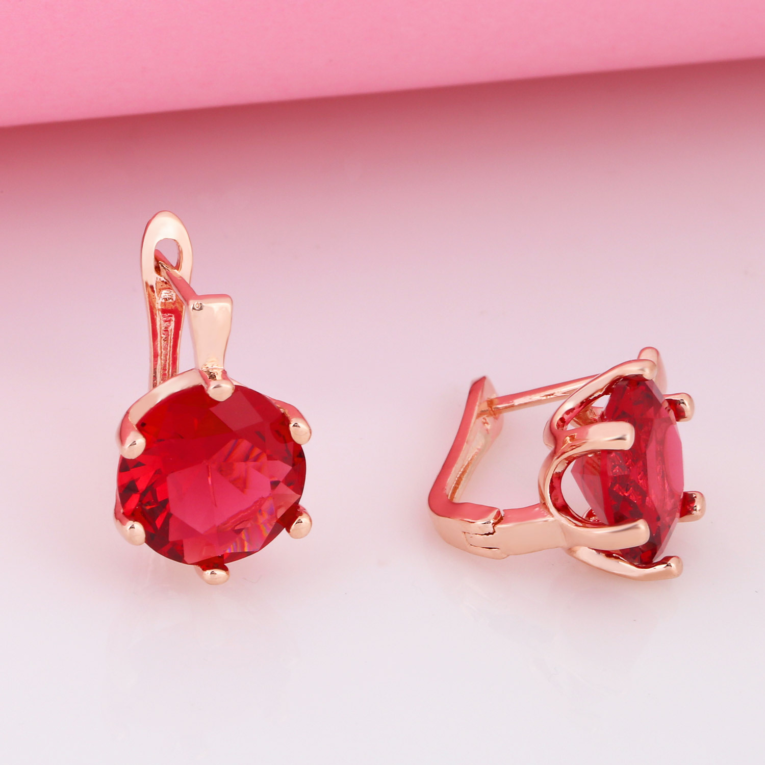 Fashion Women's Round Earrings With Diamonds