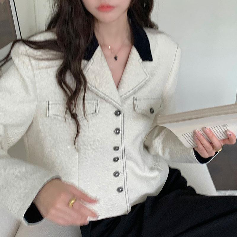 Loose And Versatile Long-sleeved Top