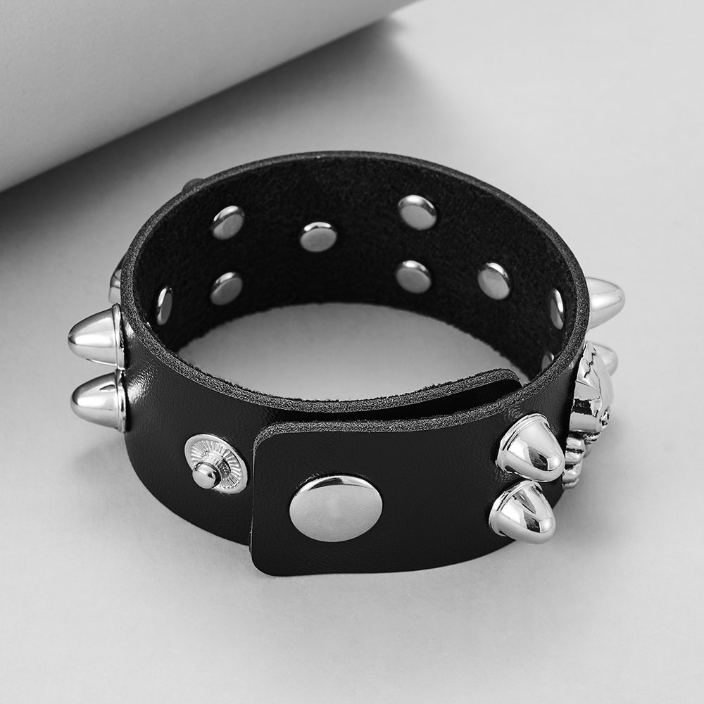 Title 7, Bracelet gothique en cuir avec rivets ronds, tê...