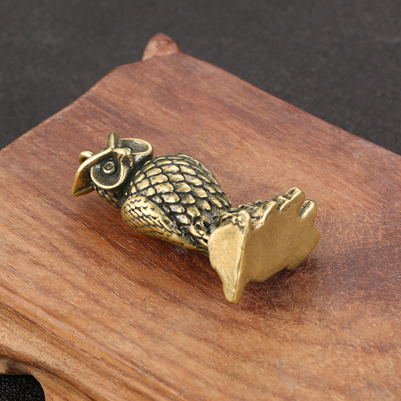 Title 4, Household Brass Distressed Owl Decoration