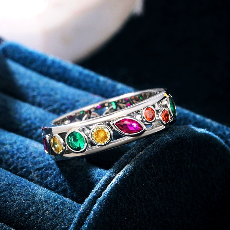 Title 7, Anillo de pareja multicolor con diamantes hueco...