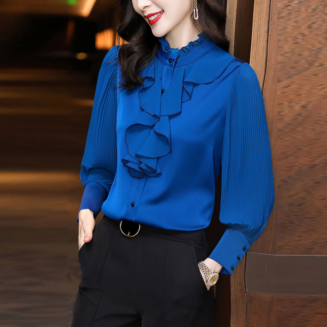 New Women's Long-sleeved Fashionable Lotus Leaf Collar Shirt