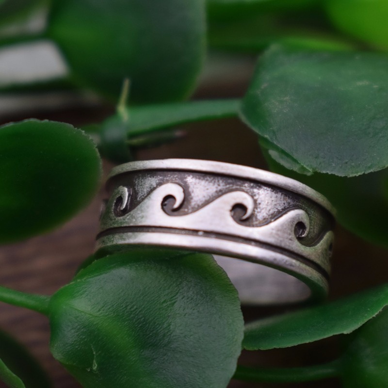 Men's And Women's Fashion Retro Wave Pattern Road Sports Ring