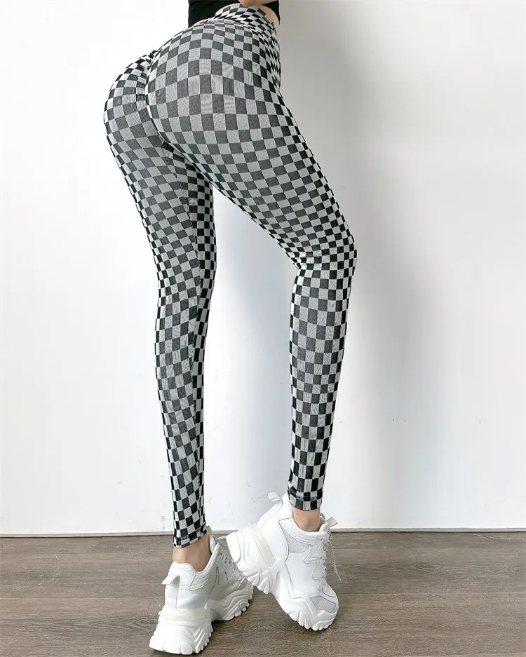 European And American Black And White Plaid Peach Hip Lift Yoga Pants Women - Black And White