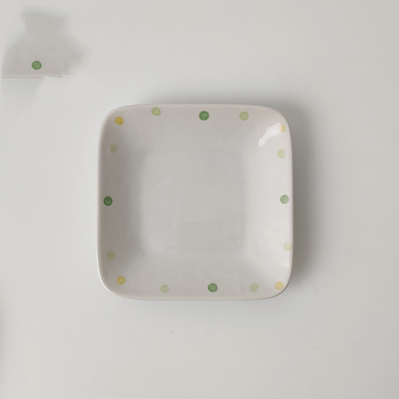 Square shallow dish