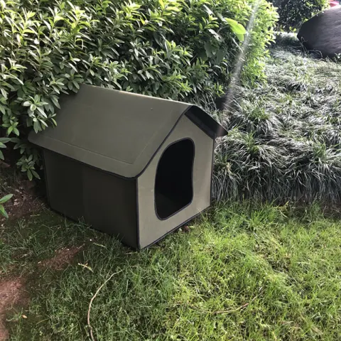 Outdoor Waterproof Dog and Cat Litter