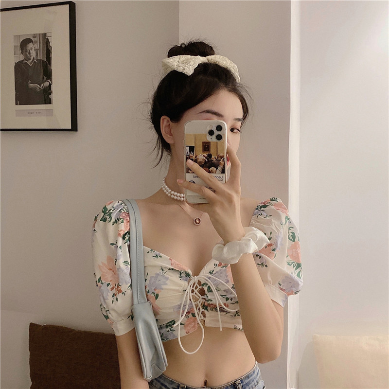 Women's Short Puff Sleeve Lace-up Shirt