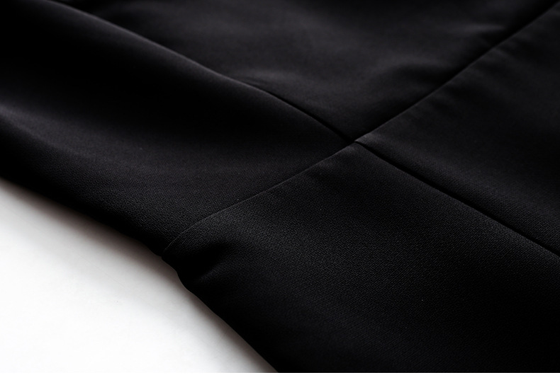 Cold And Luxurious Dress For Women