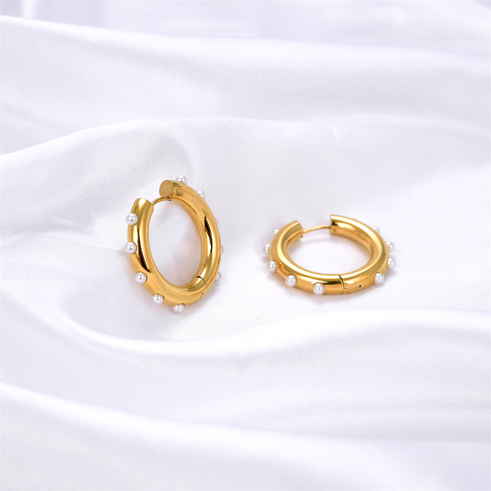 Titanium Steel Pearl Women's All-match Geometric Stud Earrings