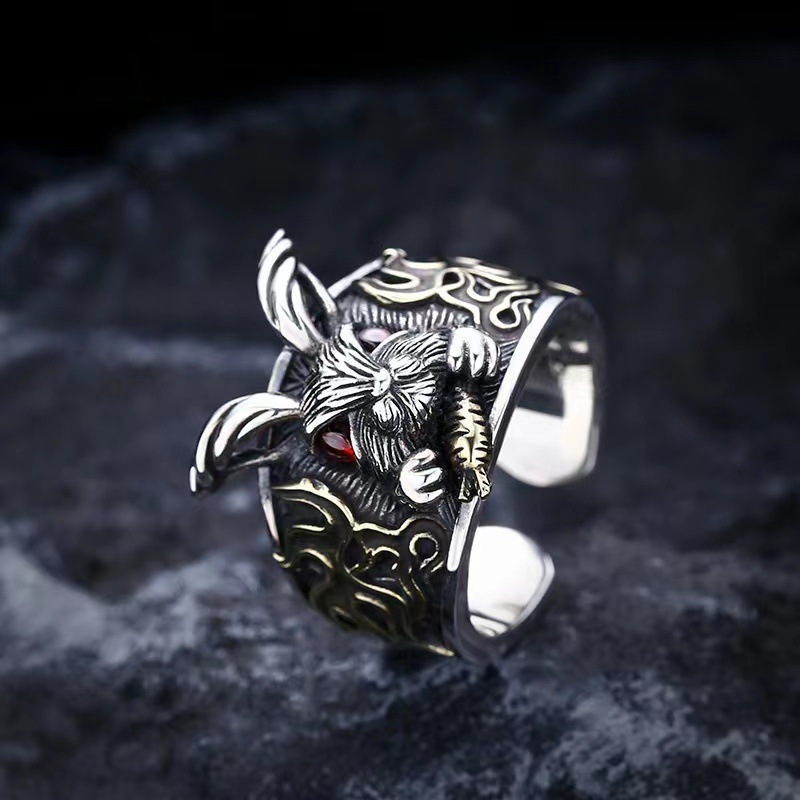 Title 4, S925 Sterling Silver Punk Stil Dark Rabbit Ring...