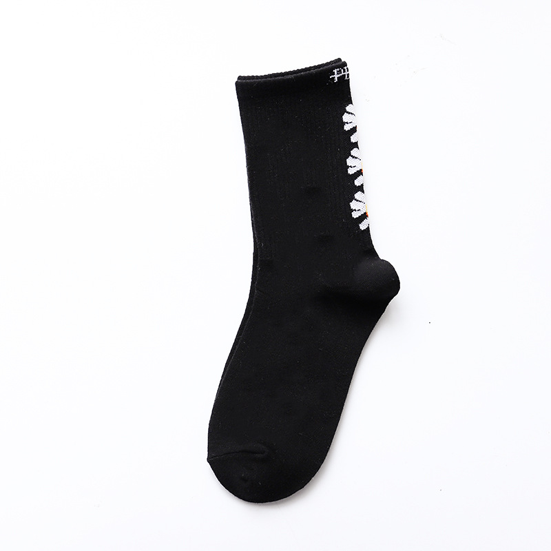 Title 2, Daisy black socks