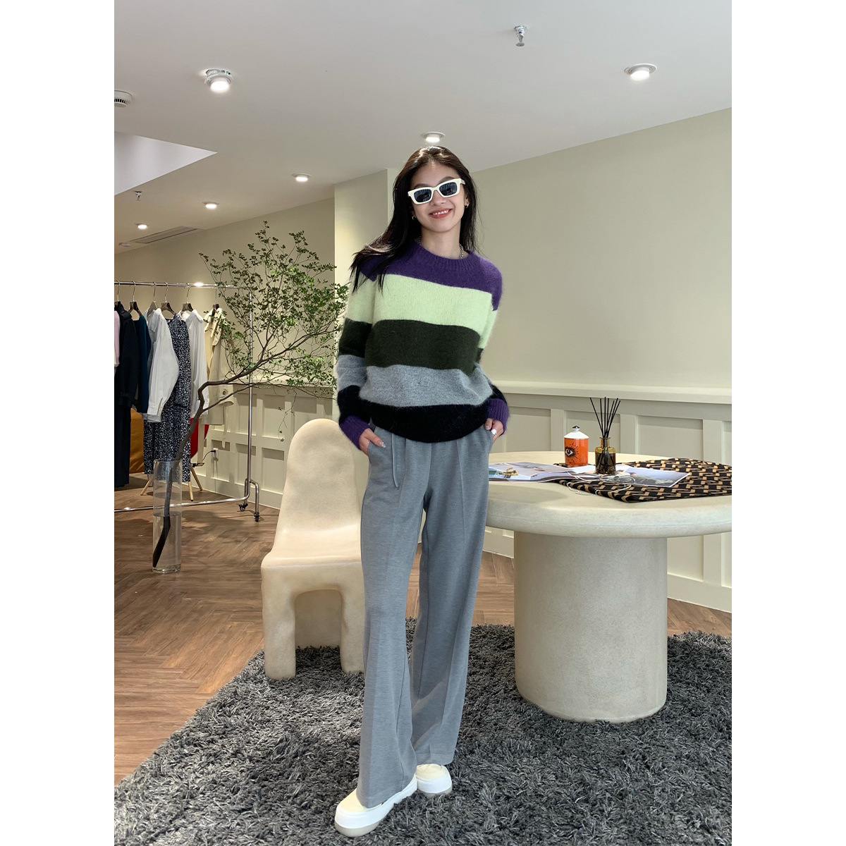 Title 7, Loose Round Neck Contrast Large Striped Sweater