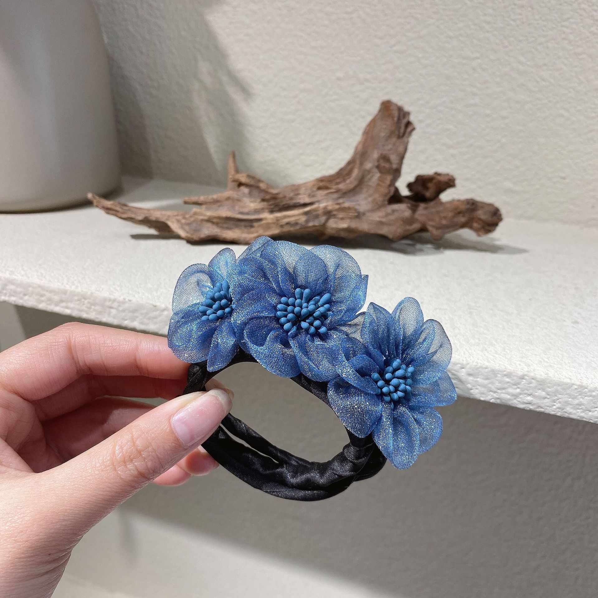 Organza flower blue