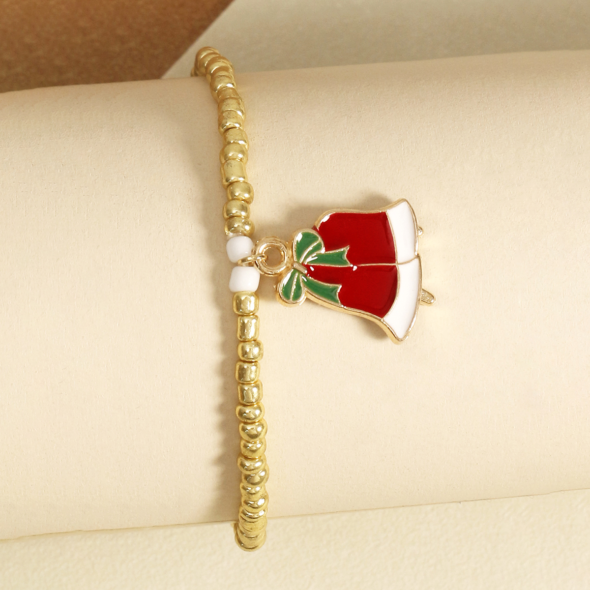 Newly Designed High-quality Essential Bracelet For Fashionable Women