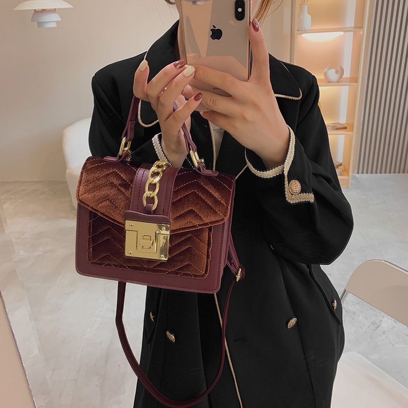 New Fashion Velvet Ladies Portable Lock One-shoulder Messenger Bag