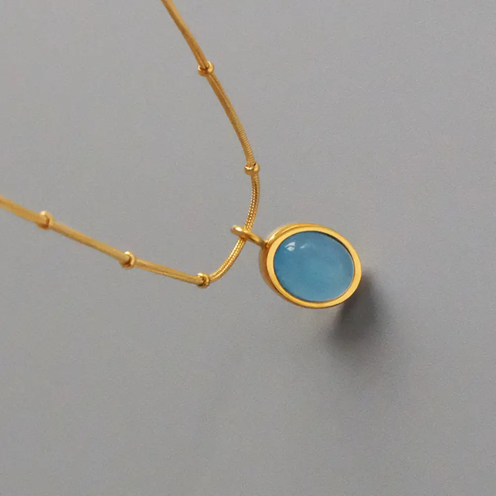 Vintage Blue Oval Royal Blue Pendant Necklace