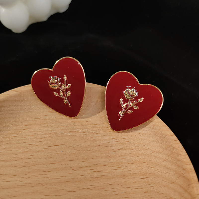 Silver Needle Retro Red Peach Heart Stud Earrings New
