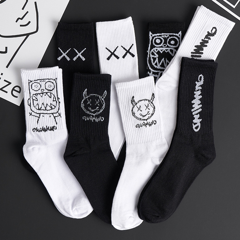 Spring And Autumn Sports Graffiti Men's Basketball Socks