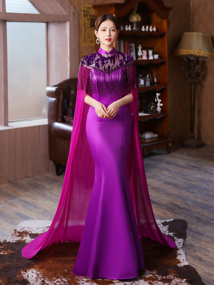 The Long Fish-tail Skirt Of Cheongsam Looks Thin