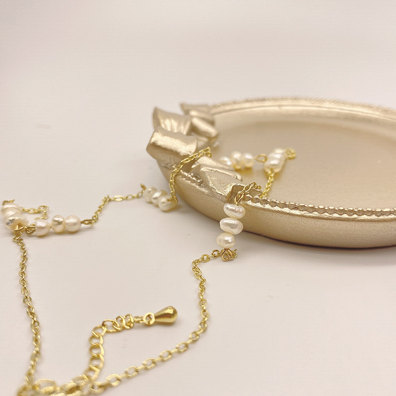 Women's Fashion Retro Pearl Necklace