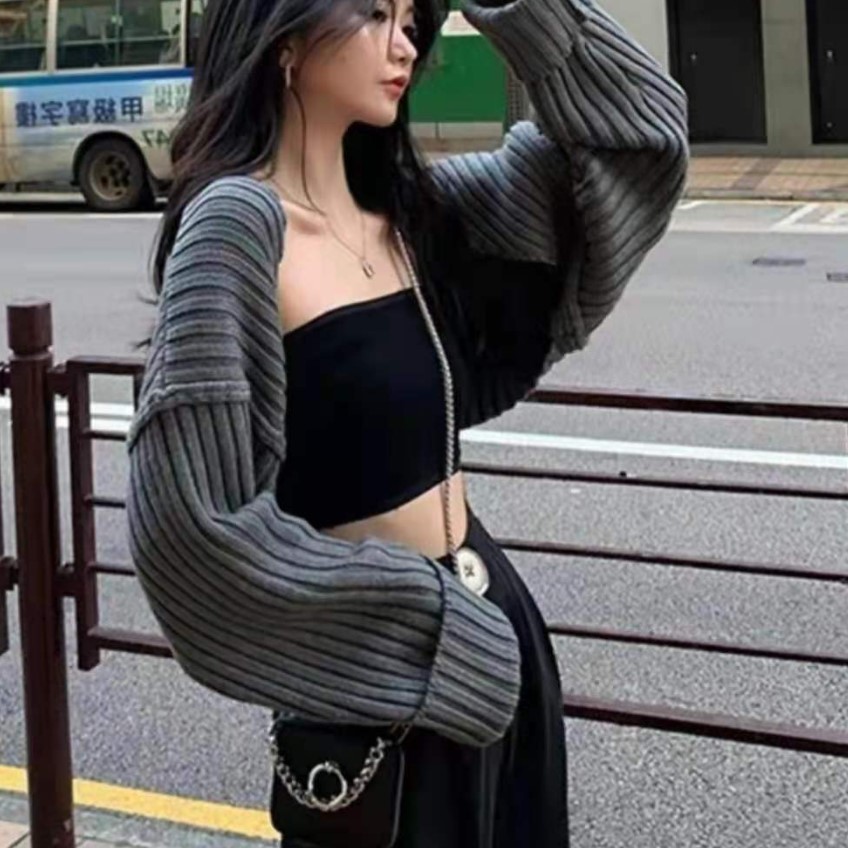 Autumn And Winter Knitted Short Coat Cardigan Women Sweater