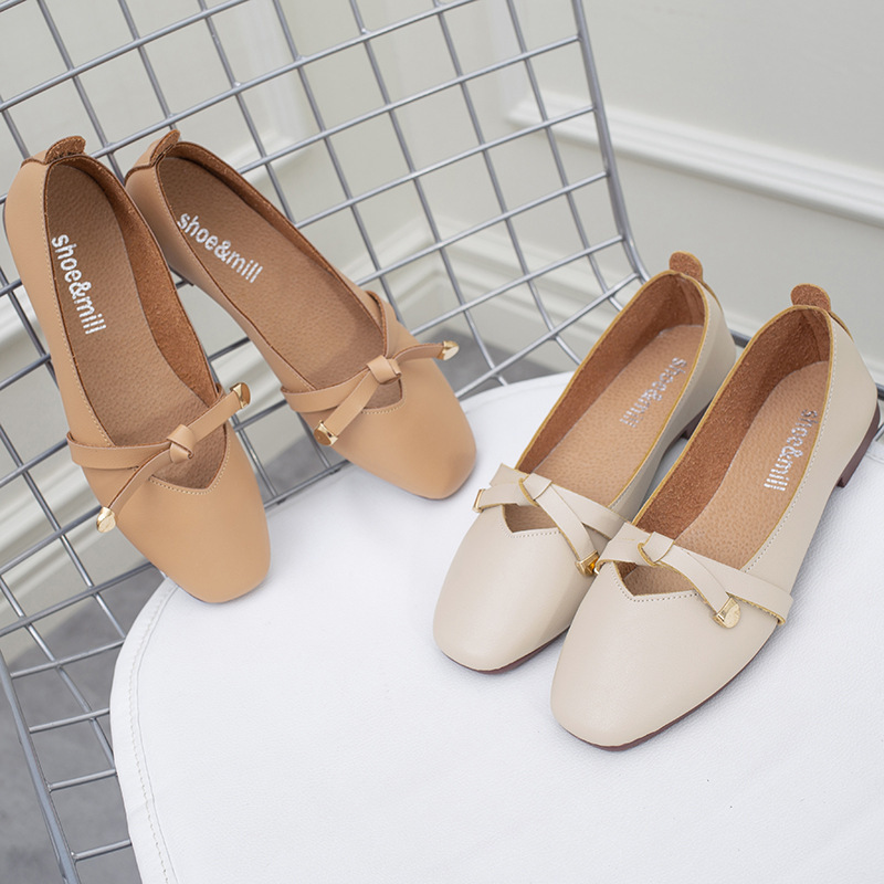 Vintage Grandma Shoes Square Toe Chunky Heel Mary Jane Shoes