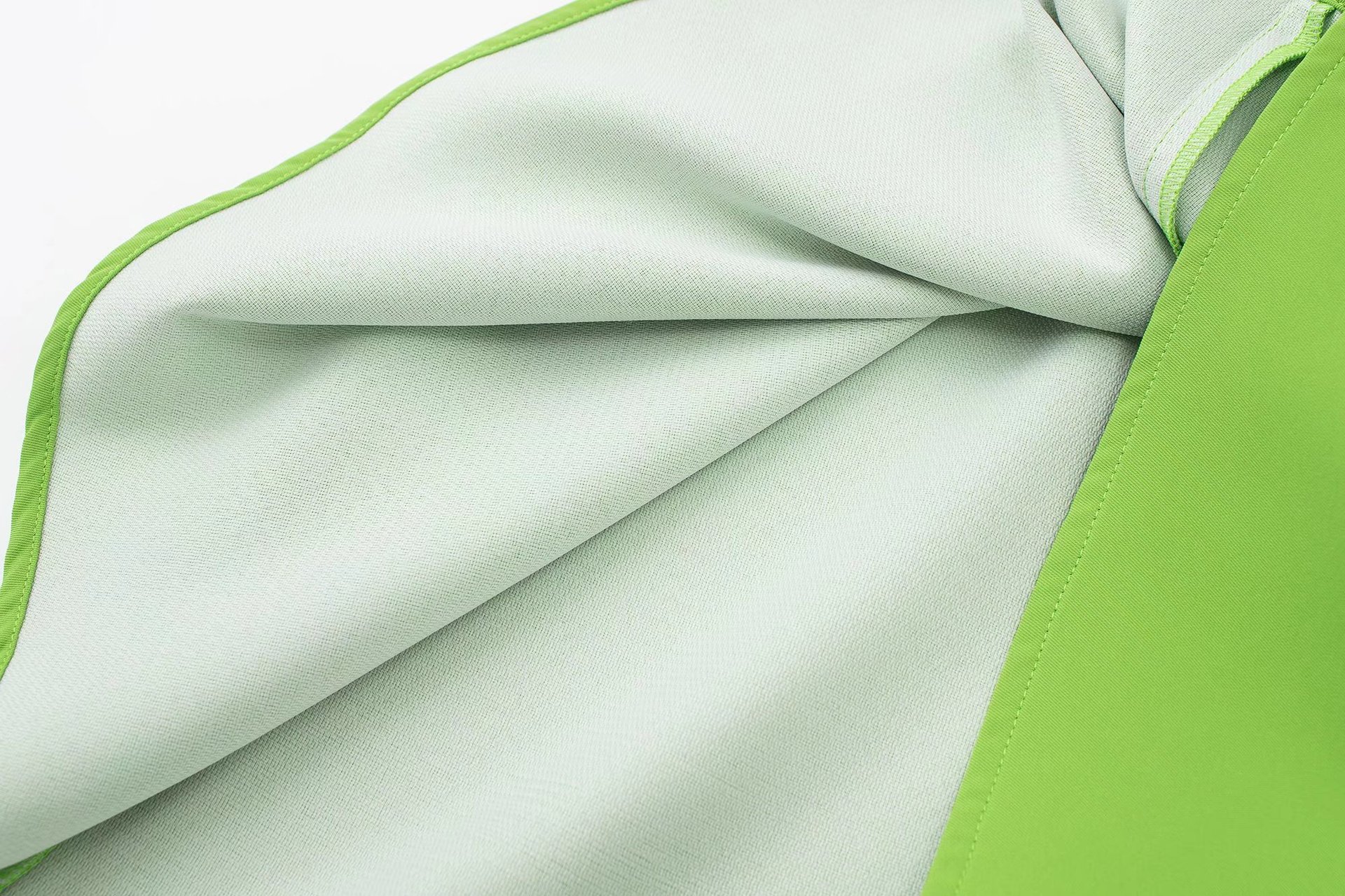 Women's Grass Green Half Body Solid Color Short Skirt