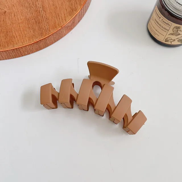 Clamping Women's Large Back Hair Irregular Coffee Grab Clip - Shop at LoveMi