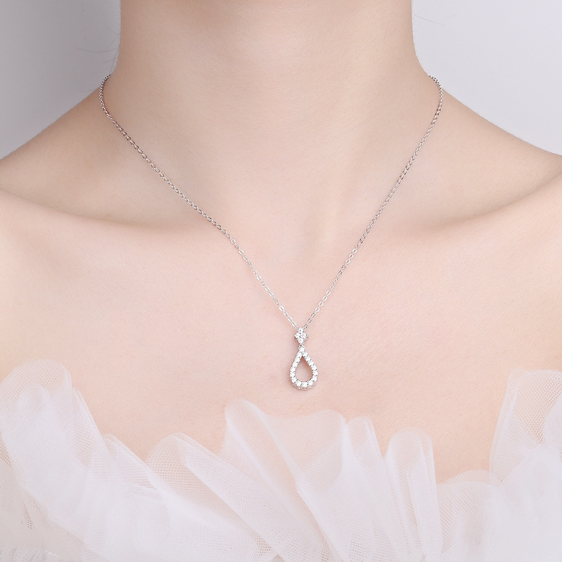 Sterling Silver Pendant Necklace Female Hollow Diamond-set Simple Personality Clavicle Chain