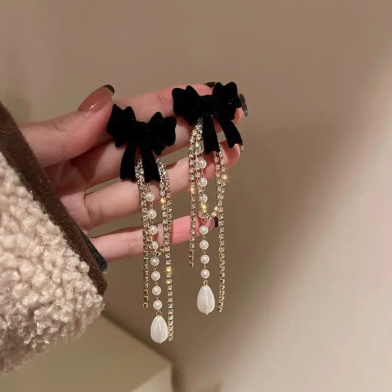 Women's Flocked Bow Pearl Tassel Earrings