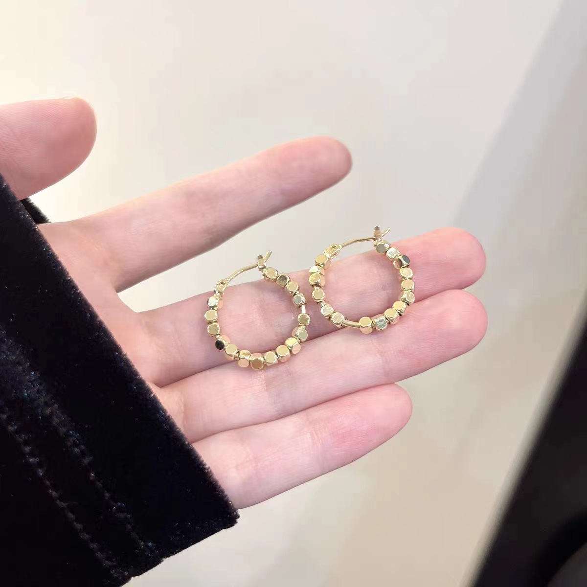 Women's Fashion Temperament Geometric Earrings