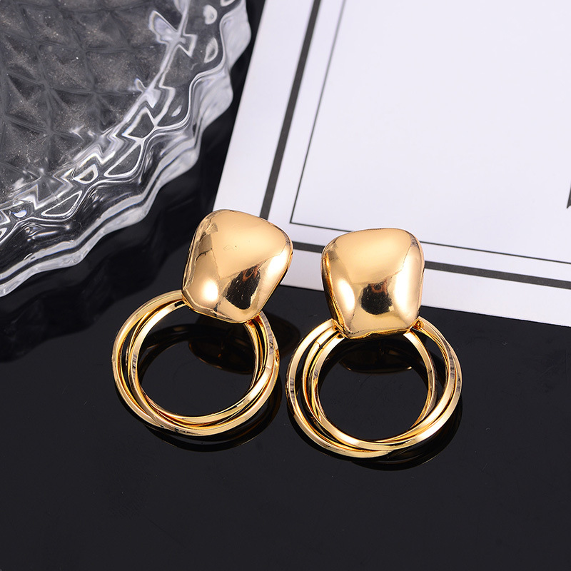 European And American Style Simple Temperament Irregular Earrings